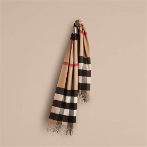 burberry scarf hk price|burberry b 135 cashmere scarf.